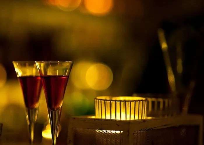 Heritage With Terrace In The Trendy Port Of Casa de Férias